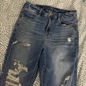 American Eagle size 8. Stretch skinny jeans.
